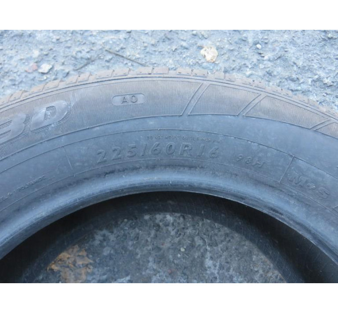 Dunlop SpWinterSport3D 225/60 R16 98H зима 4 штуки шини бу ОП