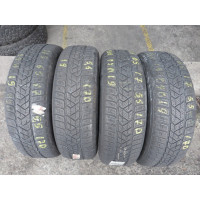 Pirelli ScorpionWinter 215/65 R17 99H зима 4 штуки шини б/у