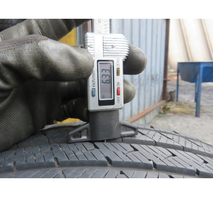 Vredestein QuaTracPro 215/50 R18 92W зима 2 штуки шини б/у