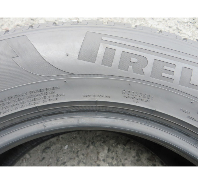 Pirelli ScorpionWinter 215/70 R16 104H зима 4 штуки шини бу