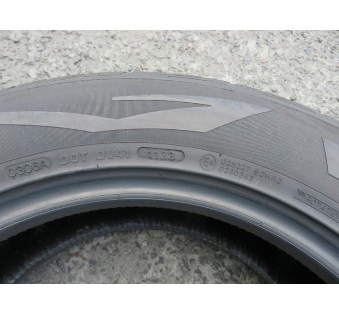 Vredestein WinTracXtremes 225/60 R17 103H зима 2 штуки шины б у