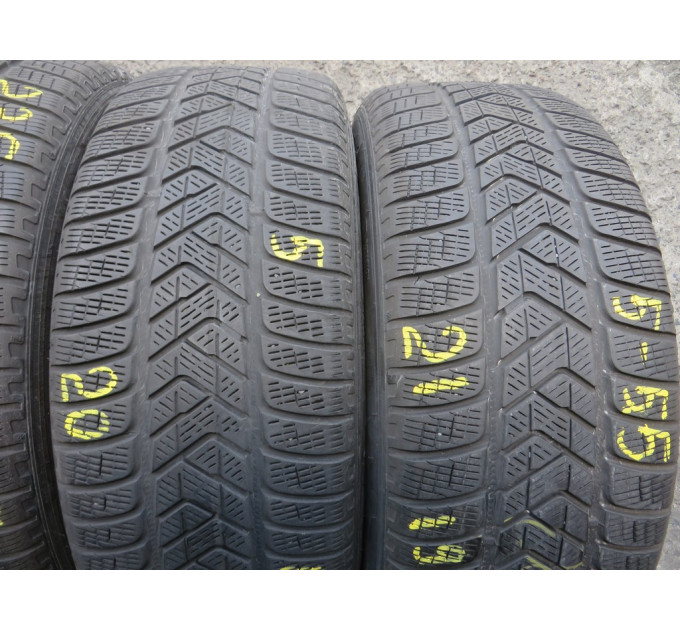 Pirelli ScorpionWinter 235/60 R18 103H зима 4 штуки шини бу