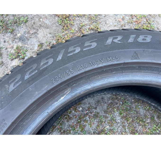 L Pirelli Sottozero 3 225/55r18 102V шини бу зима 2 штуки