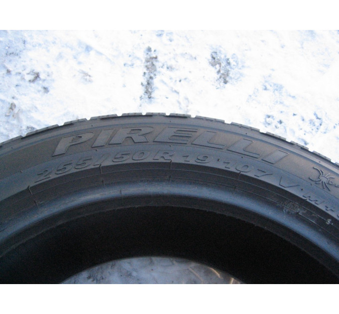 Pirelli ScorpionIceSnow 255/50 R19 107V зима 2 штуки шини бу ОП