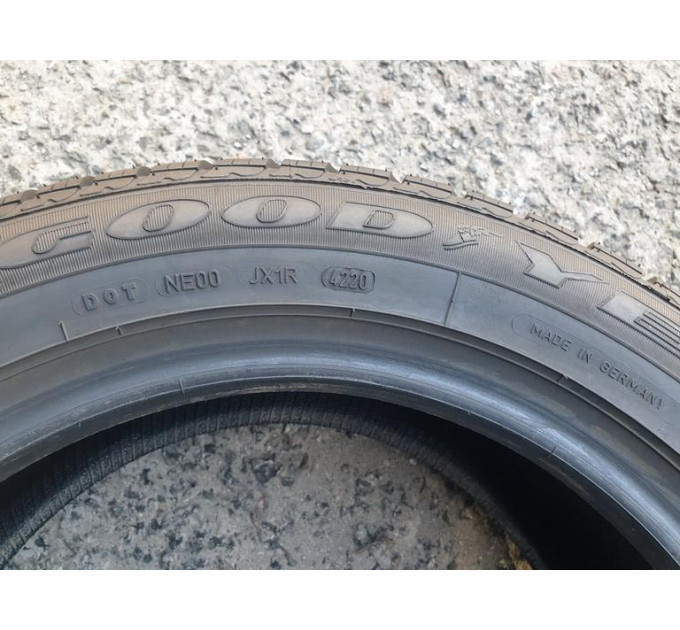 Goodyear UltraGripPerformance 225/55 R17 97Н зима 1 штука шини бу ОП