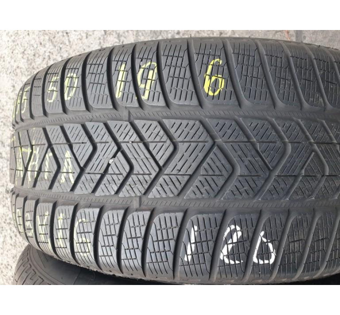 Pirelli ScorpionWinter 255/50 R19 103V зима 2 штуки шини бу ОП