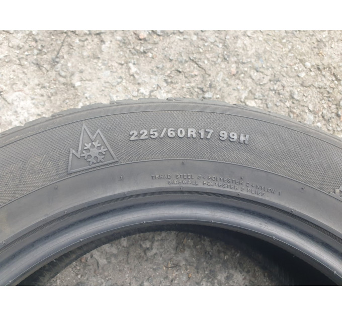 Kumho IzenRV 225/60 R17 99H зима 2 штуки шини бу ОП