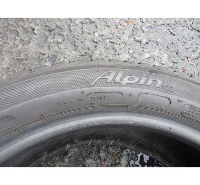 Michelin AlpinA4 215/50 R17 95V зима 1 штука б/в шини ОП