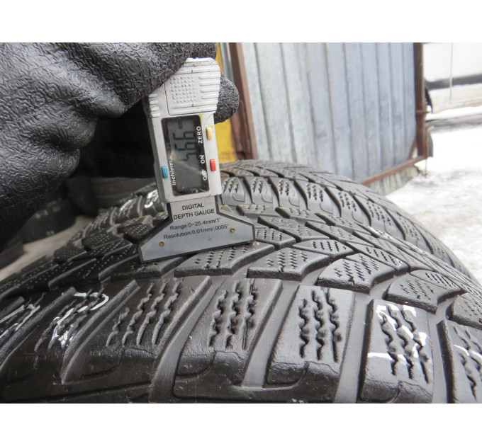 Goodyear UltraGripPerformance 205/45 R18 90H зима 4 штуки шини бу ОП